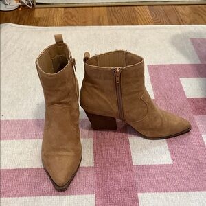 Stylish Tan Ankle Booties